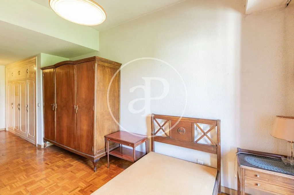 Magamistoad - Luxury Apartment with River Views in Madrid