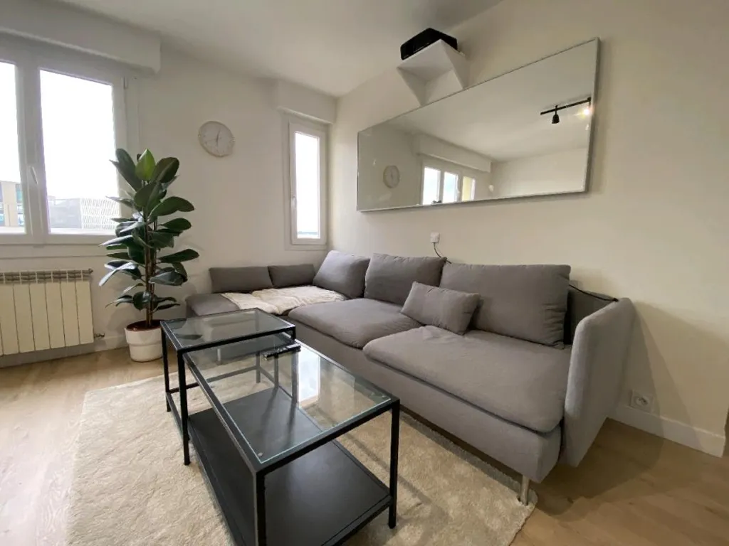 Séjour - Colocation Haut de Gamme avec 5 Chambres à Reims