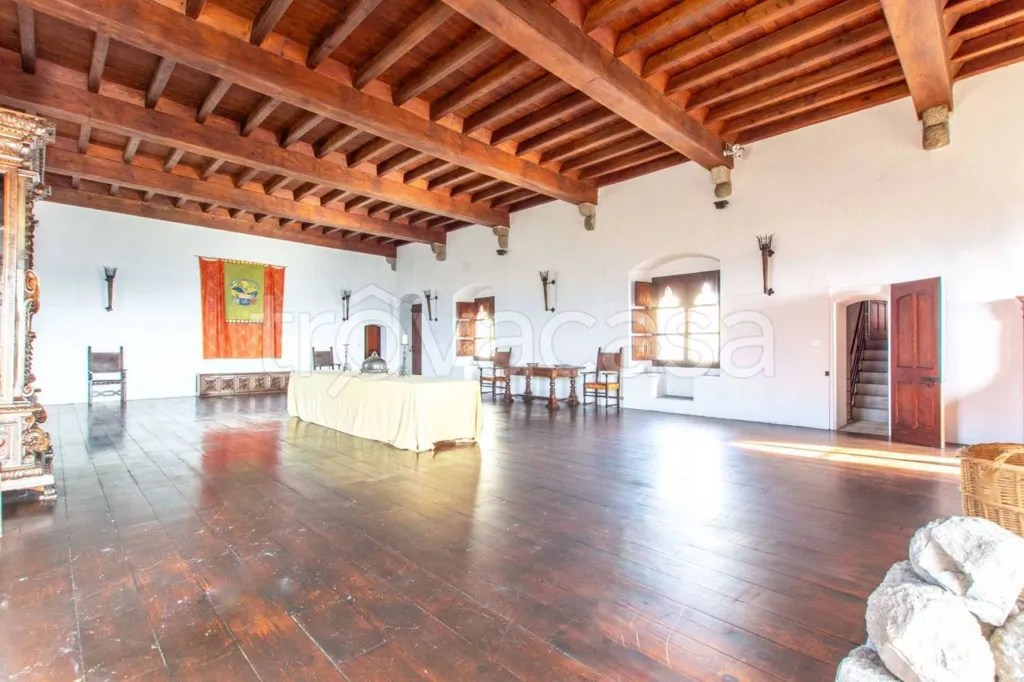 Elutuba - Panoramic Castle with Garden in Montalto Dora