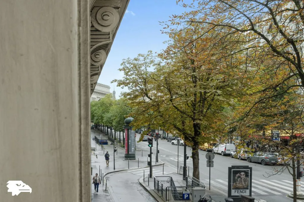 Rõdu - Refurbished Studio with Etoile View in Paris