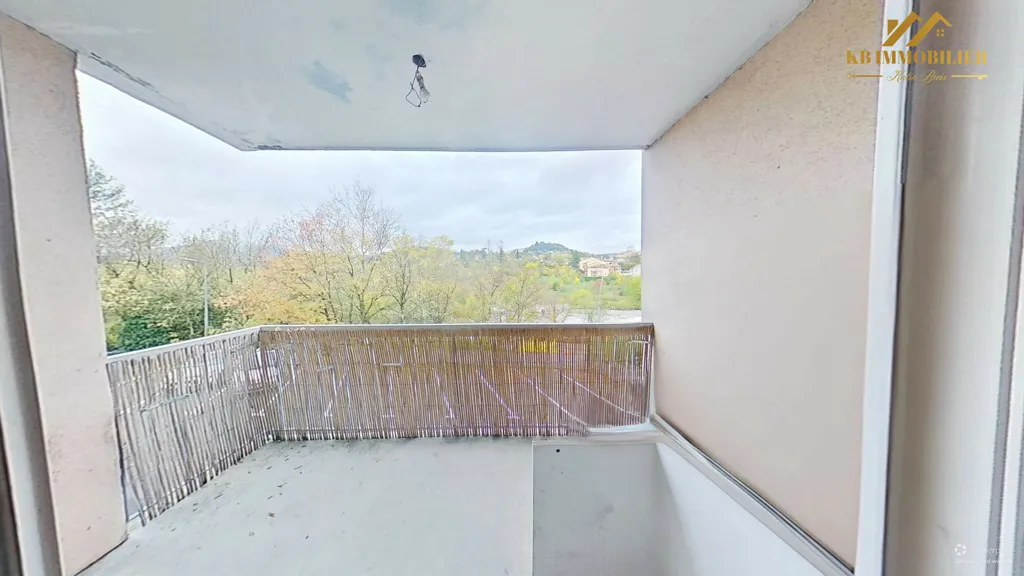 Balcon - Appartement 5 Pièces avec Terrasse à Privas