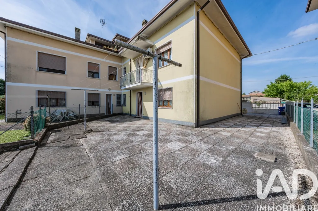 Extérieur - Villa with Courtyard in Massa Fiscaglia