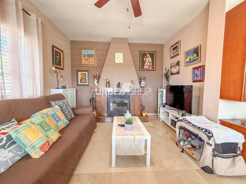 Séjour - Luxury House with Pool in Castellbisbal