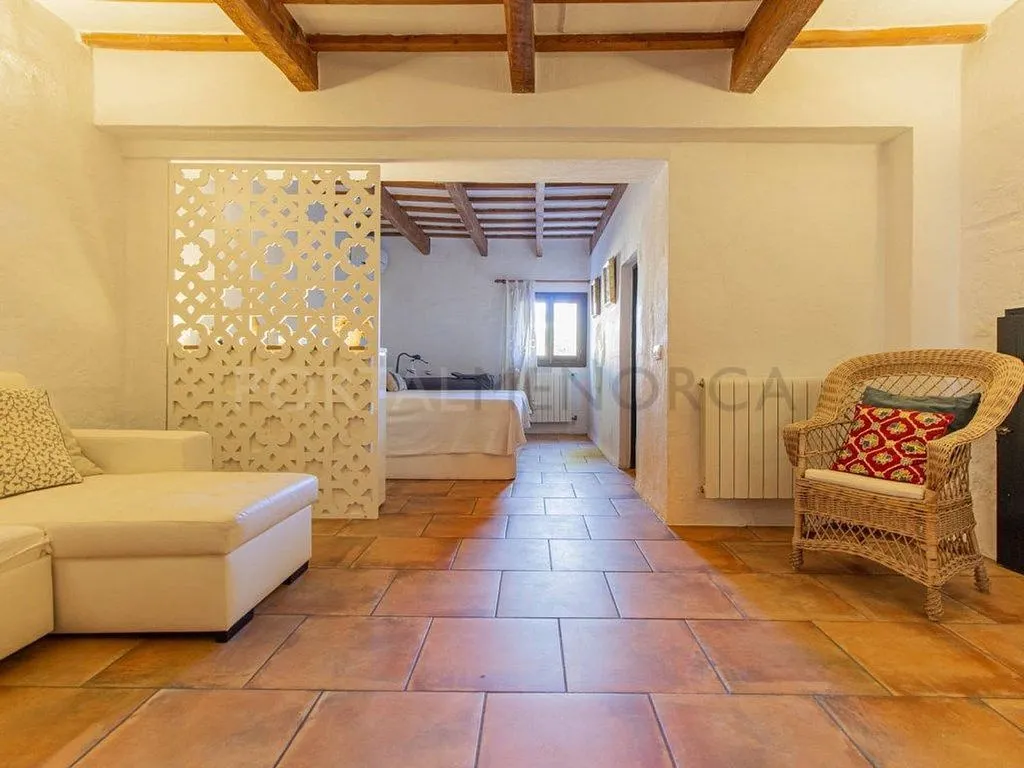 Elutuba - Refurbished House with Pool near Sant Lluís