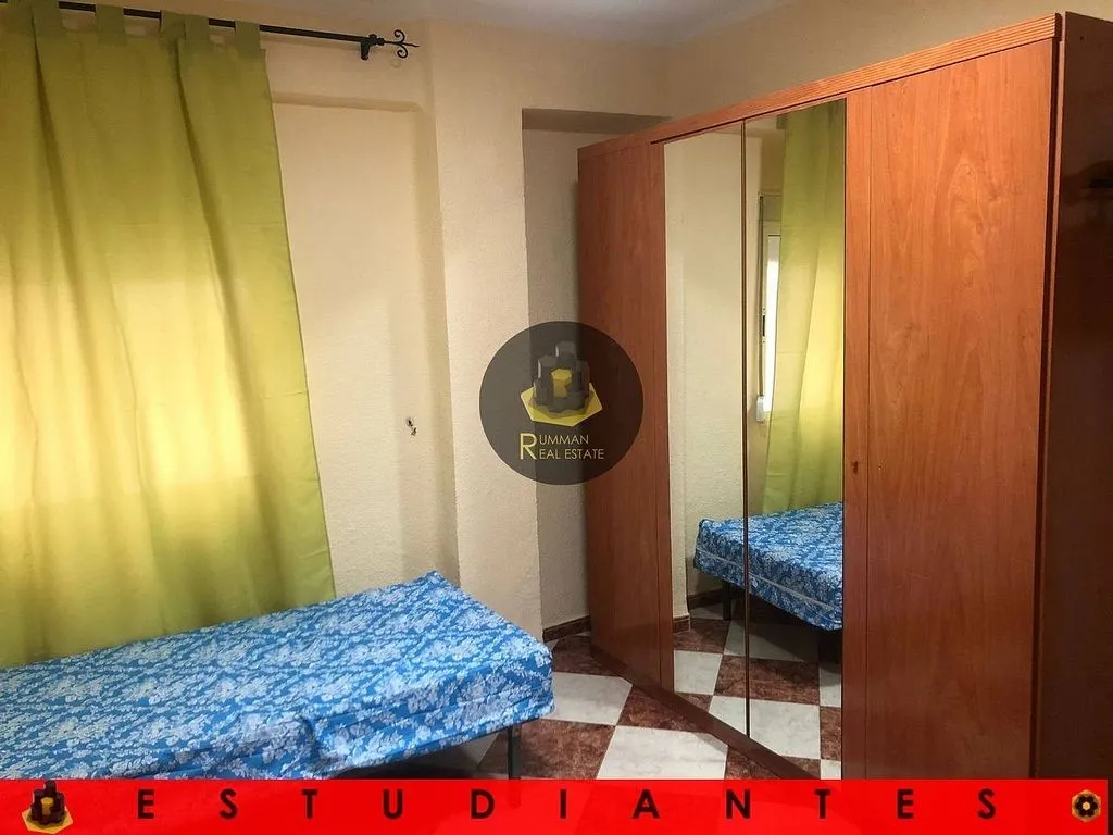 Magamistoad - Student Flat with Terrace in Beiro