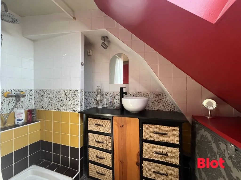 Salles de bain - Maison de Bourg 5 Chambres à Pancé