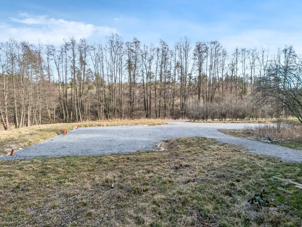 Garden - Plot with Natural Setting in Nynäshamn