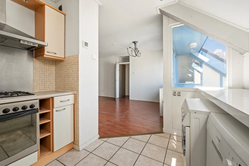 Köök - Apartment with Balcony in Marina-Park, Den Helder