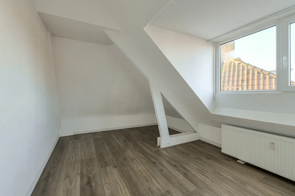 Pièces - Compact Apartment with Terrace in Breda