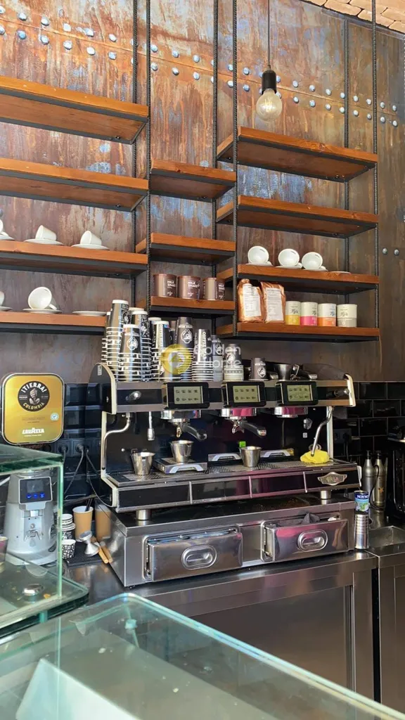 Pièces - Café Business in Central Heraklion