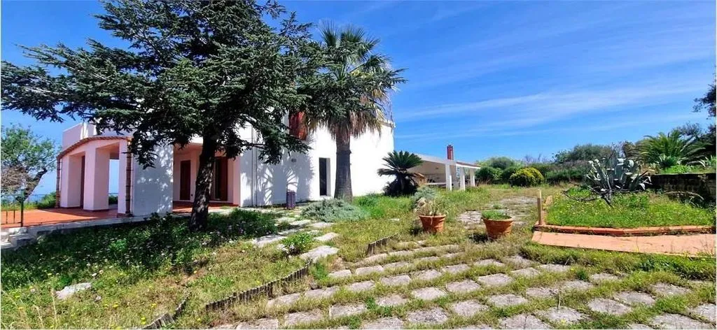 Exterior - Luxury Villa with Panoramic Views in Cefalù