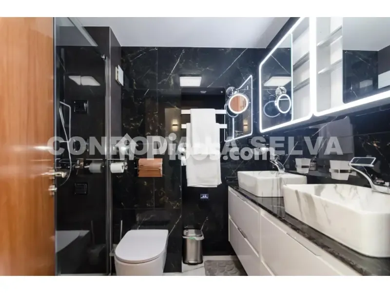 Bathrooms - Reformed Apartment with Balcony in Fenals