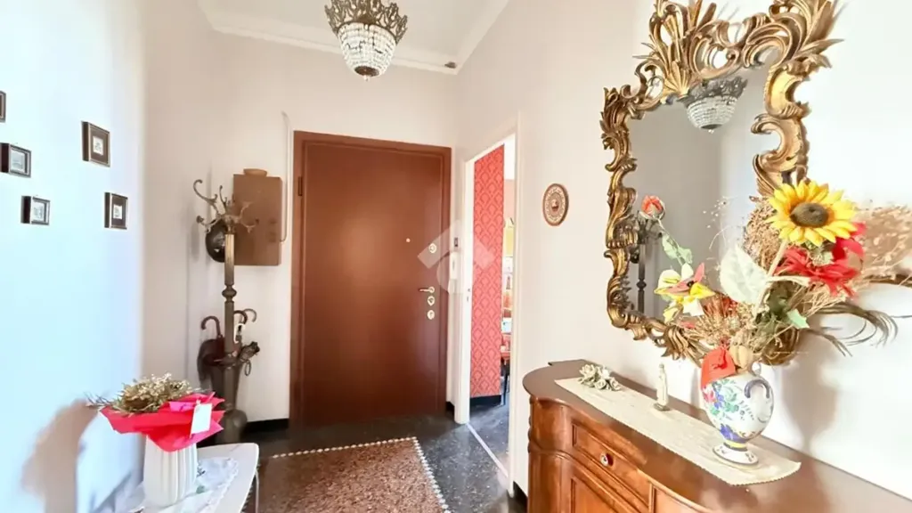 Entrée - Apartment with Sea View in Genoa