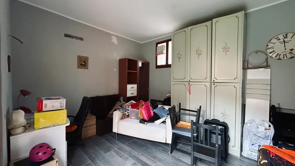 Bedrooms - Historic Villa with Garden in Florence