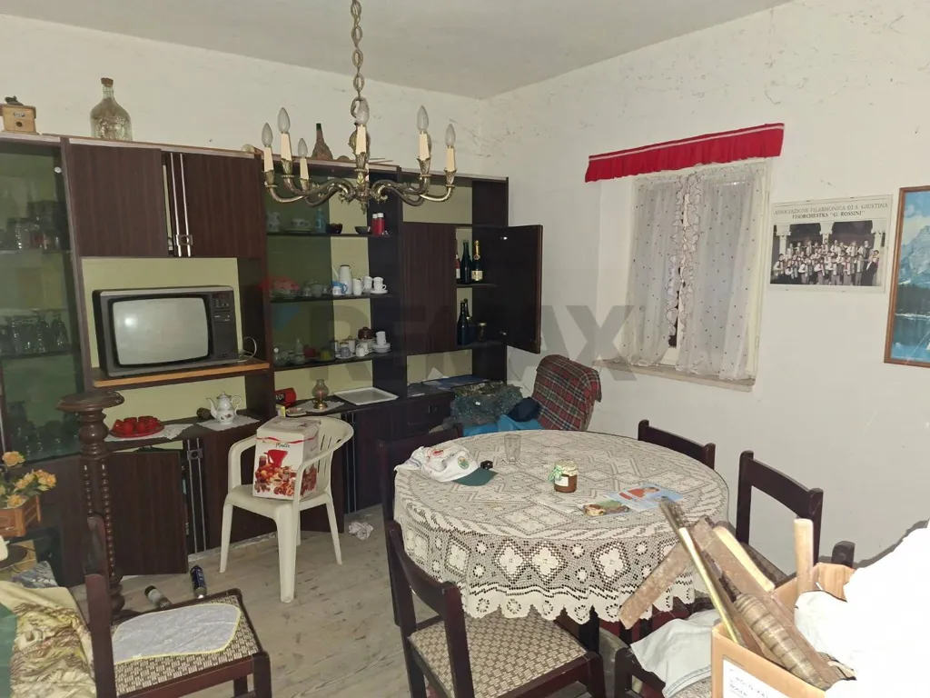 Sala da pranzo - Semi-detached House with Garden in Ronce, Belluno