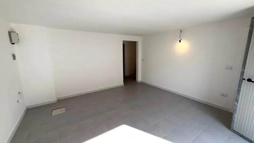 Toad - Rustic Apartment with Balcony in Cecina