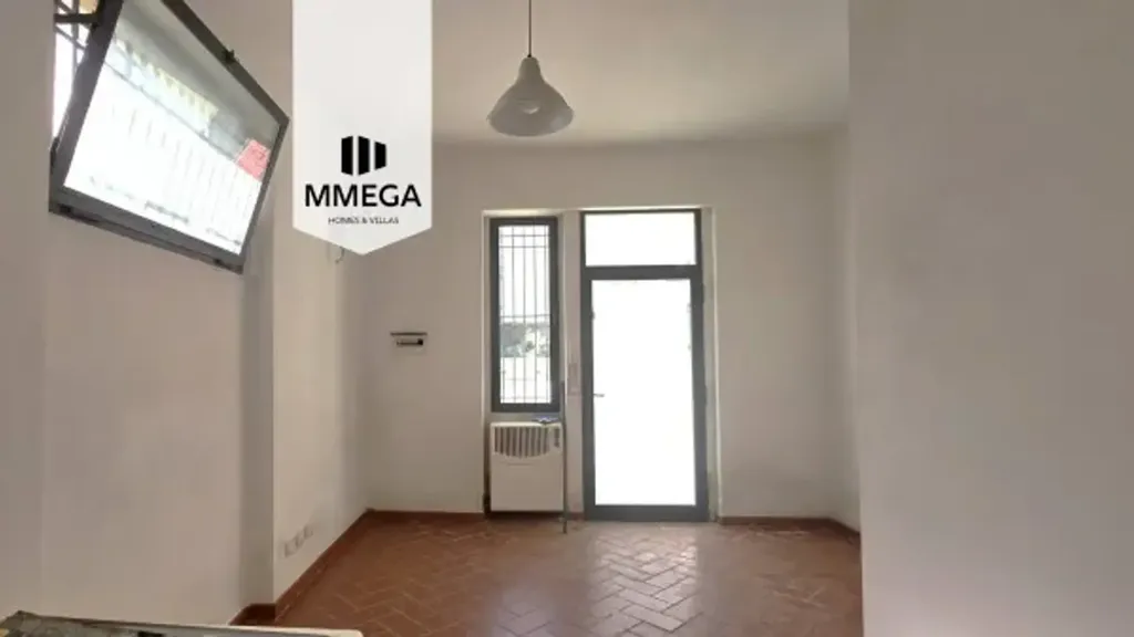 Esik - Apartment with Private Resede in San Gaggio