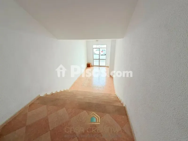 Ingresso - Spacious Apartment with Balcony in Barx