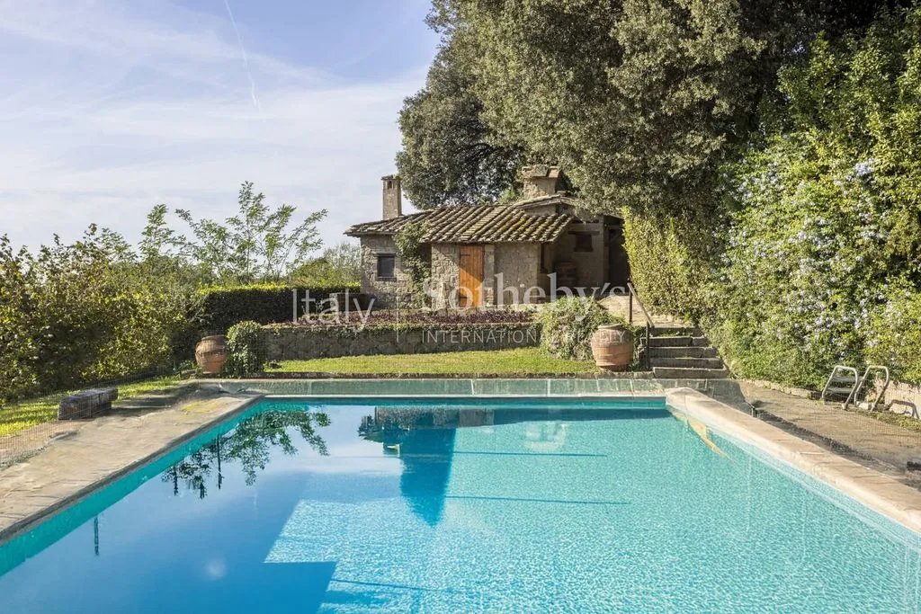Piscine - 17th-Century Villa with Private Chapel in Rome