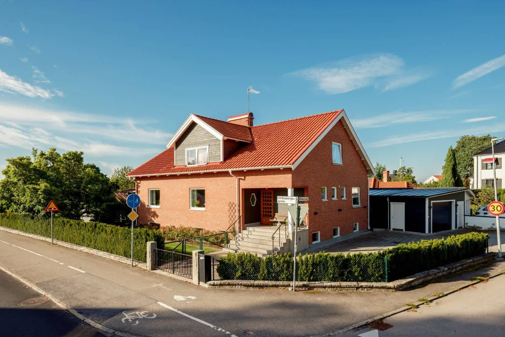 10-toaline maja asukohas Växjö kommun