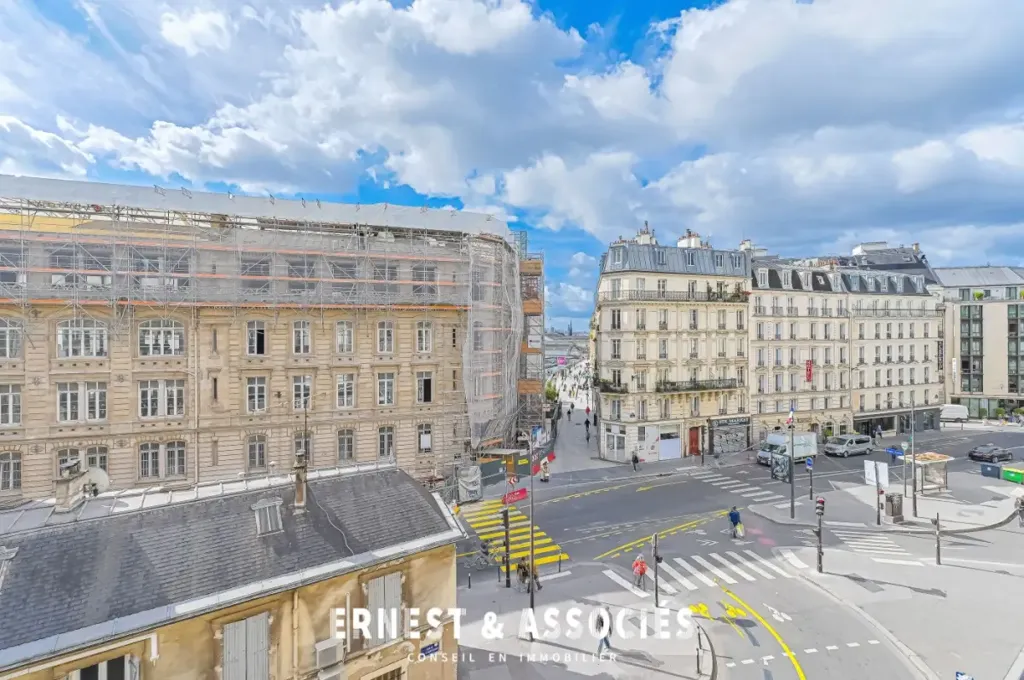 5-toaline korter asukohas Paris 10ème