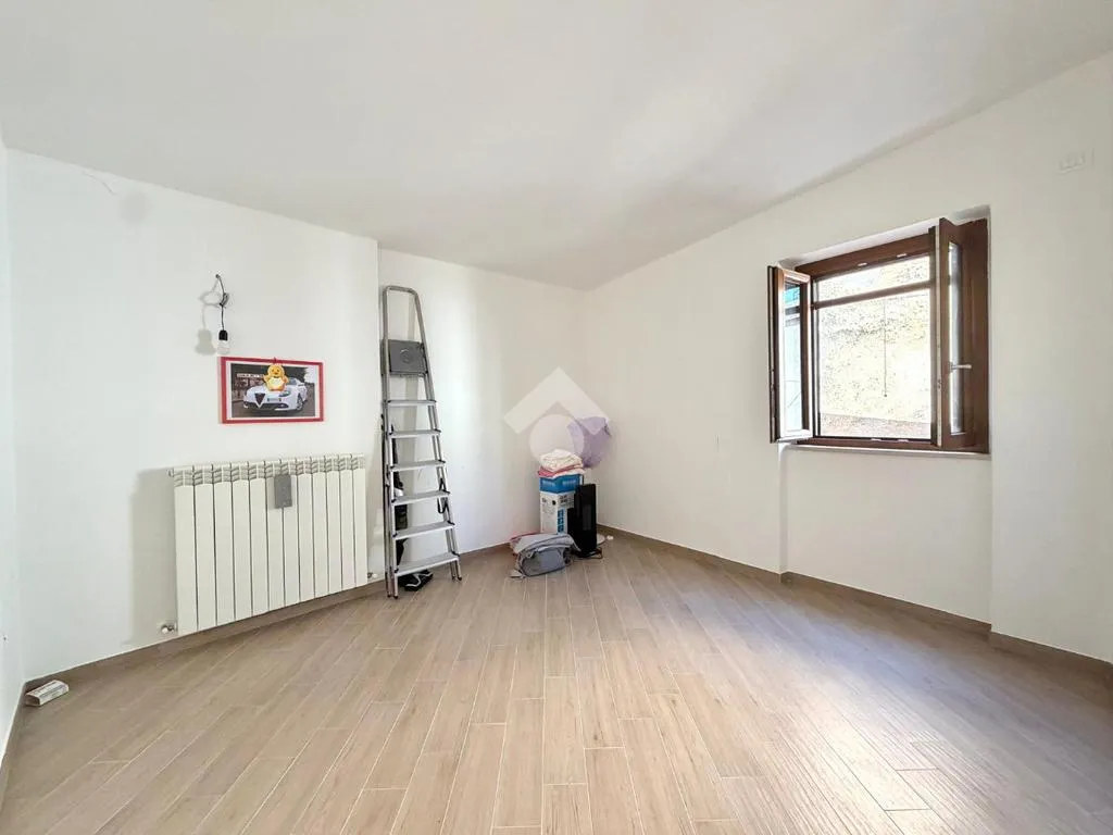 Toad - Rustic Trilocale with Central Location in Casali del Manco