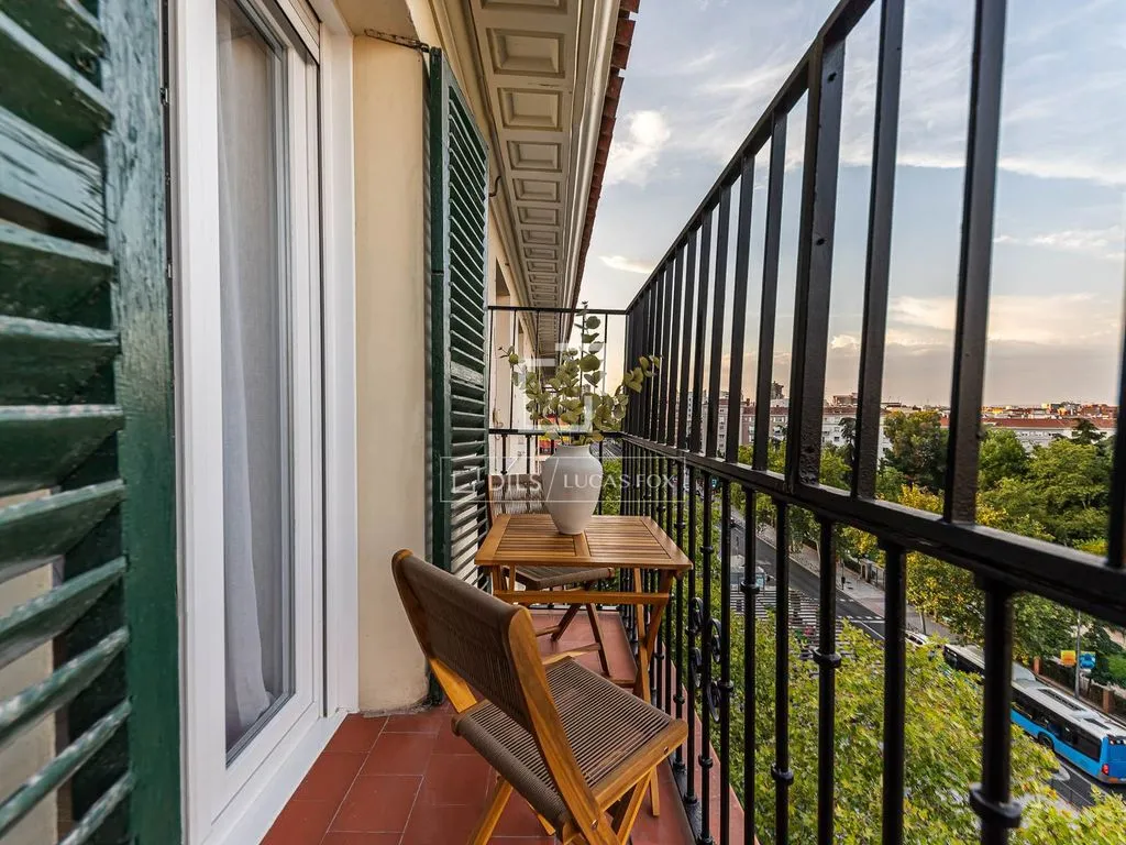 Rõdu - Luxury Flat with Contemporary Design in Chamartín