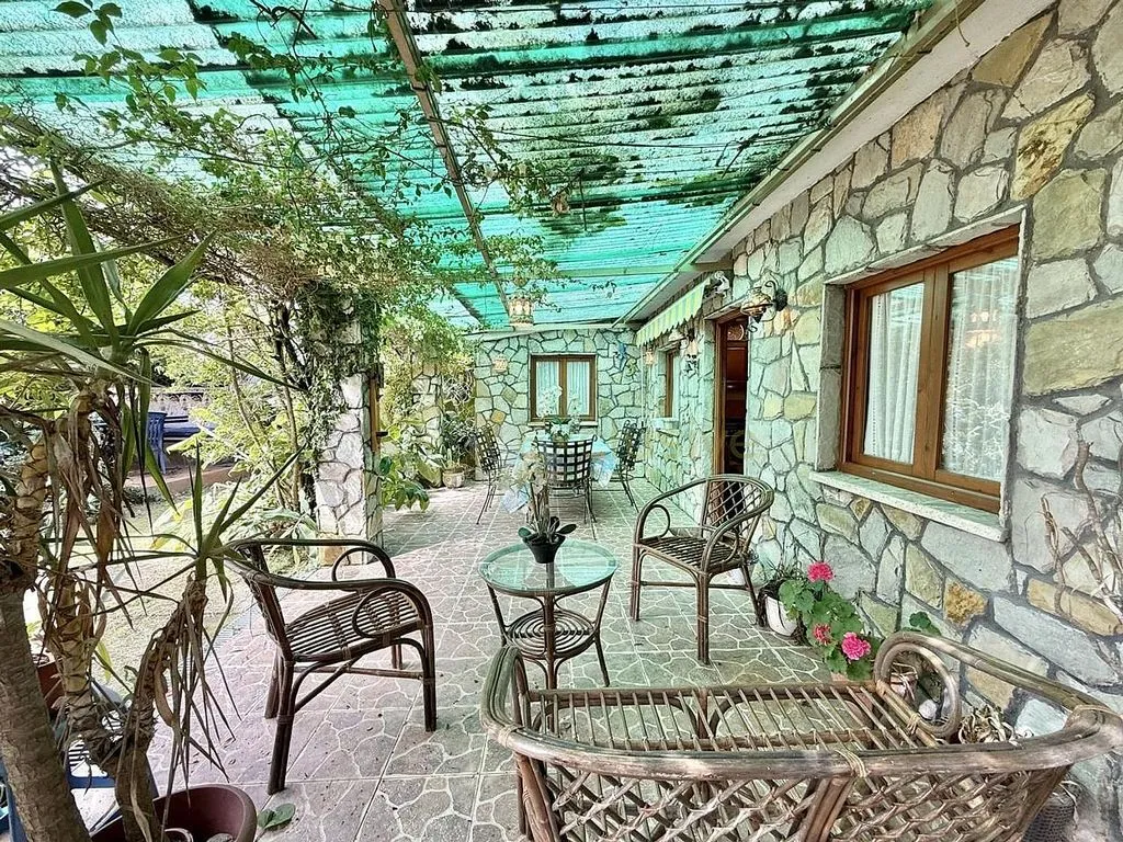 Terrasse - Chalet with Pool and Terrace in Lugar Granda