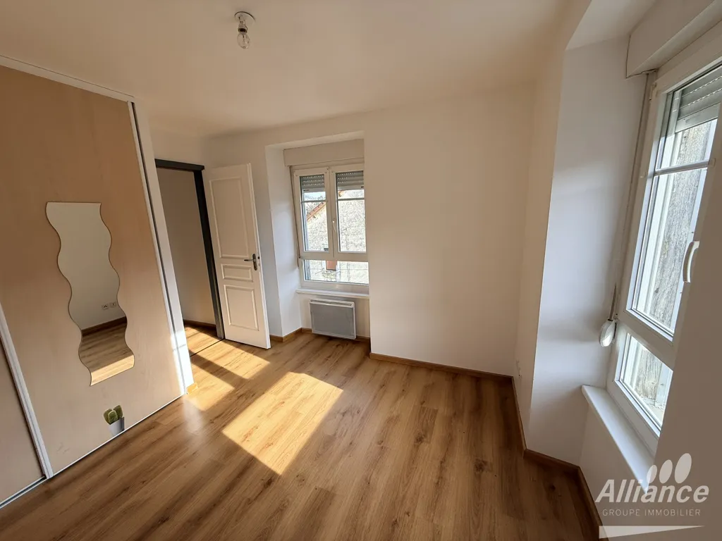 Toad - Bright 3-Bed Apartment in Étouvans