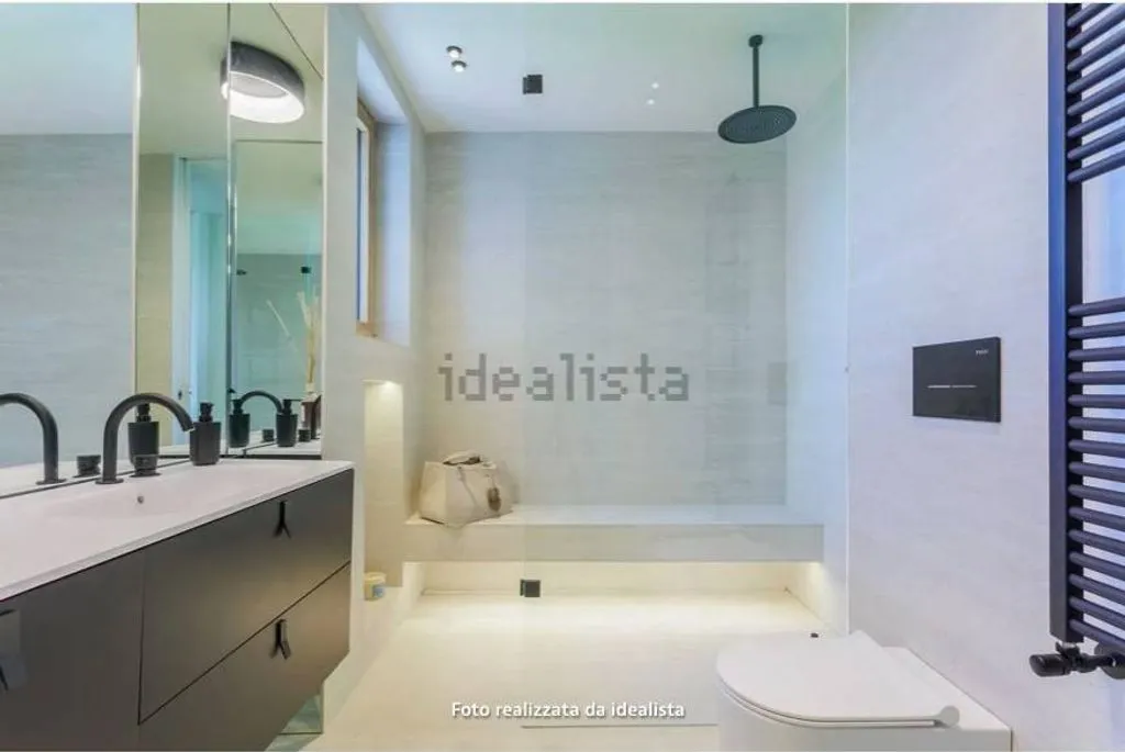 Vannitoad - Luxury Apartment with Panoramic View in Milan