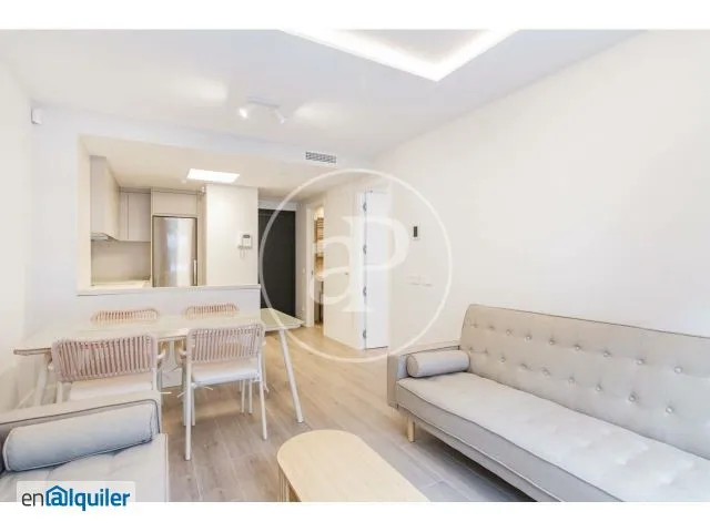 Elutuba - Modern Flat with Pool in Arganzuela, Madrid