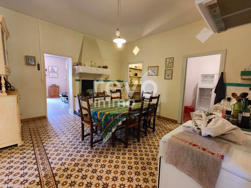 Dining Room - Charming Stone House with Potential in Beaumes-de-Venise