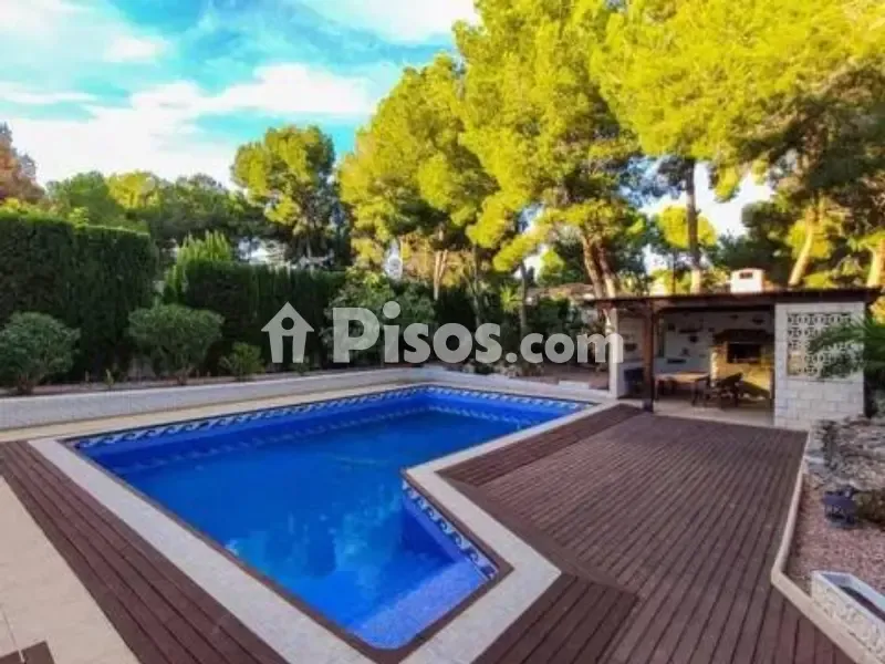 Piscine - Chalet with Pool in Pinar de Campoverde