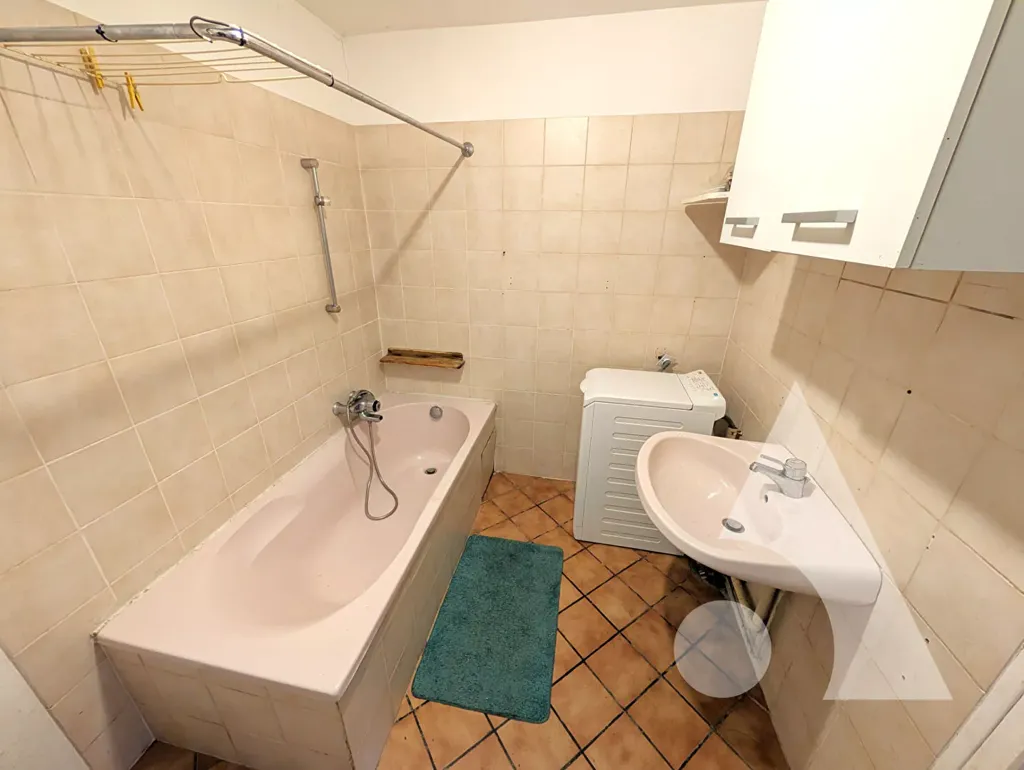 Bagni - Village House with Garden in Offlanges
