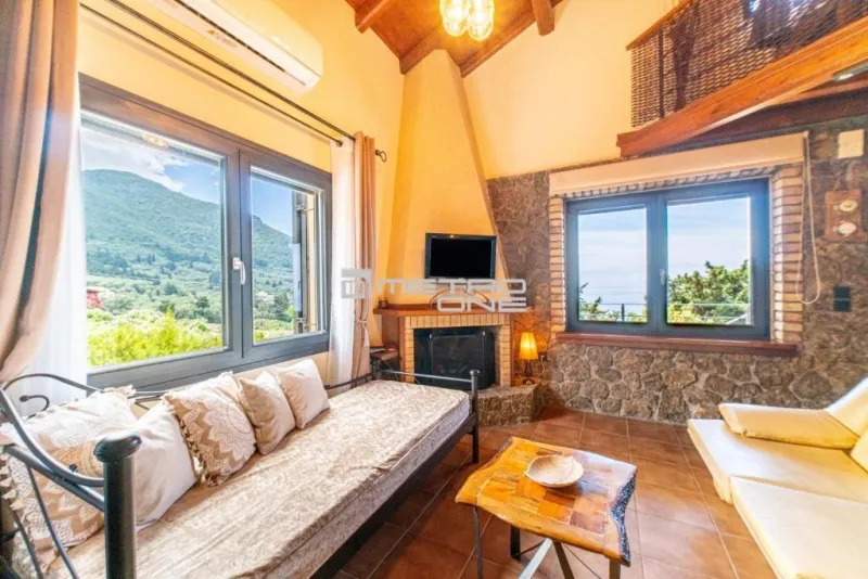 Séjour - Duplex Villa with Sea View in Lefkimmi