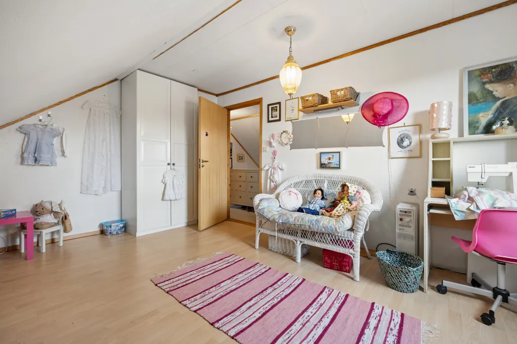 Magamistoad - Detached House with Sea View in Skeie