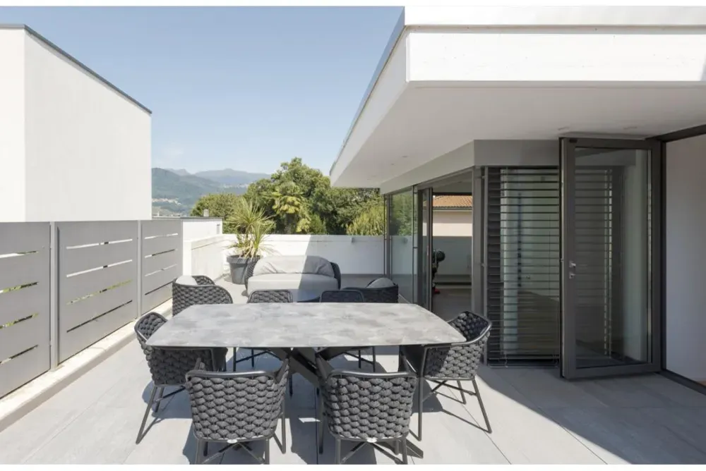 Terrasse - Appartement Traversant avec Terrasses à Perpignan