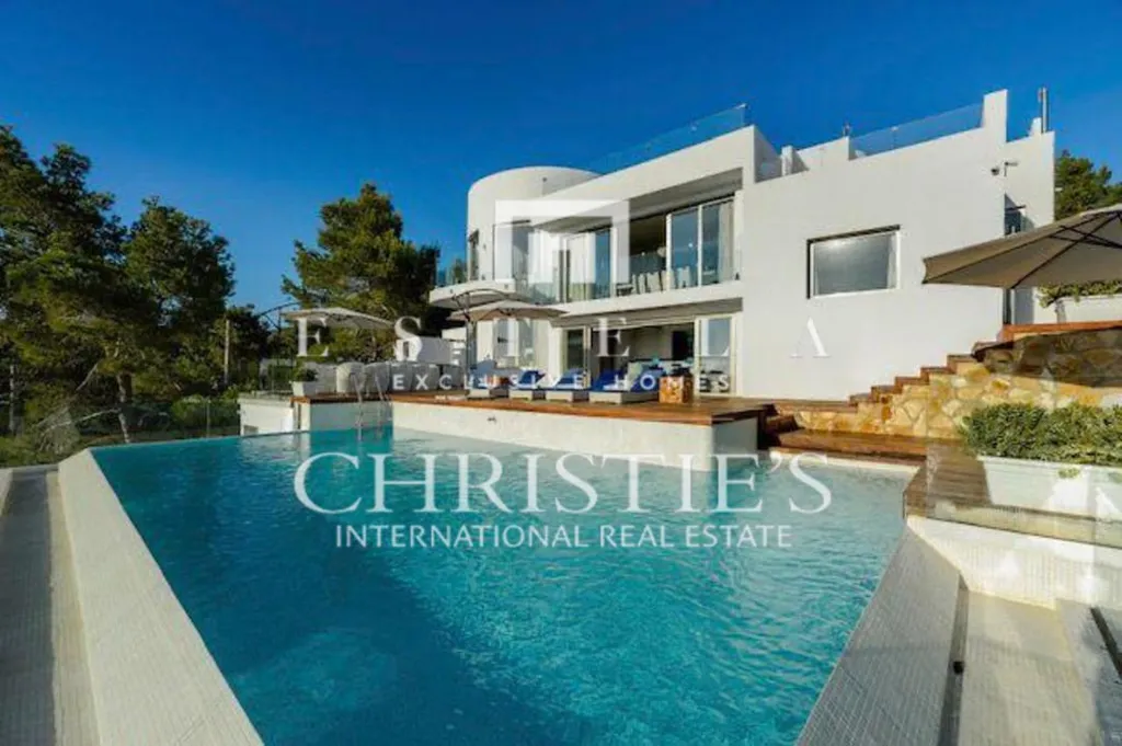 Bassein - Detached House with Infinity Pool in Cala Salada