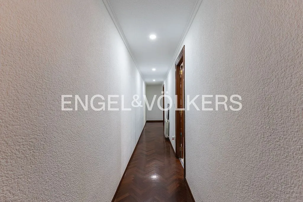 hallway_entrance