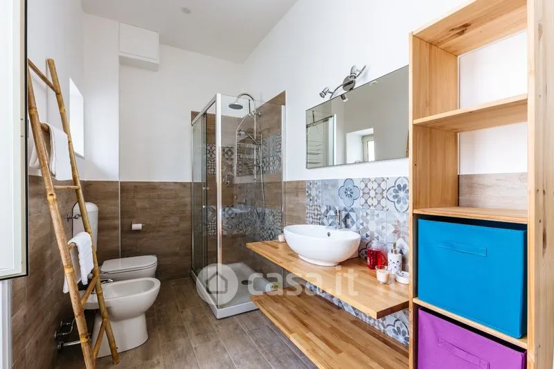 Salles de bain - Brightly Laid-out Flat with Balcony in Palermo