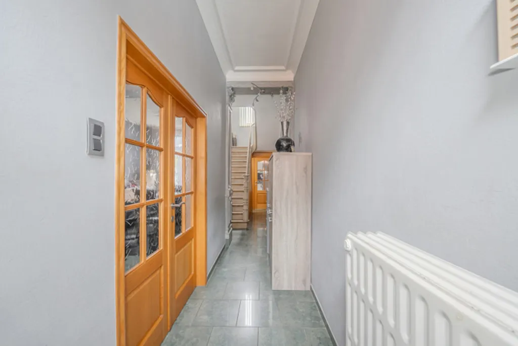 Esik - Renovated Master House with Cellar in Semi-Detached Setting