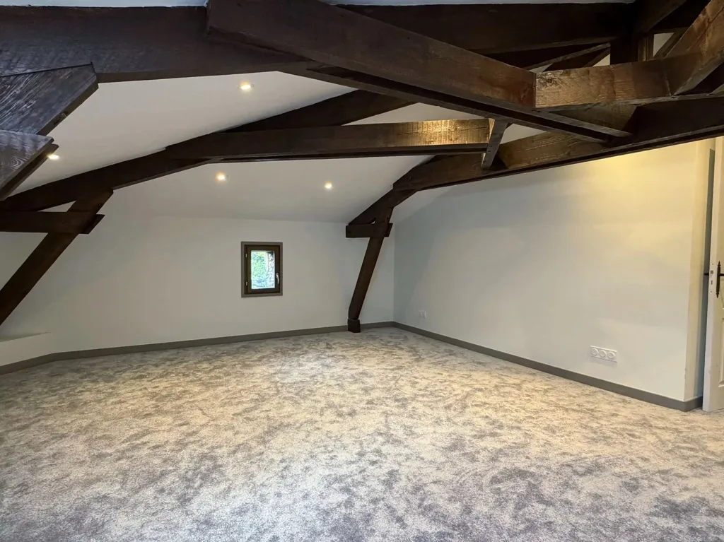 Pièces - Maison Rénovée avec Permis Piscine à Monpazier