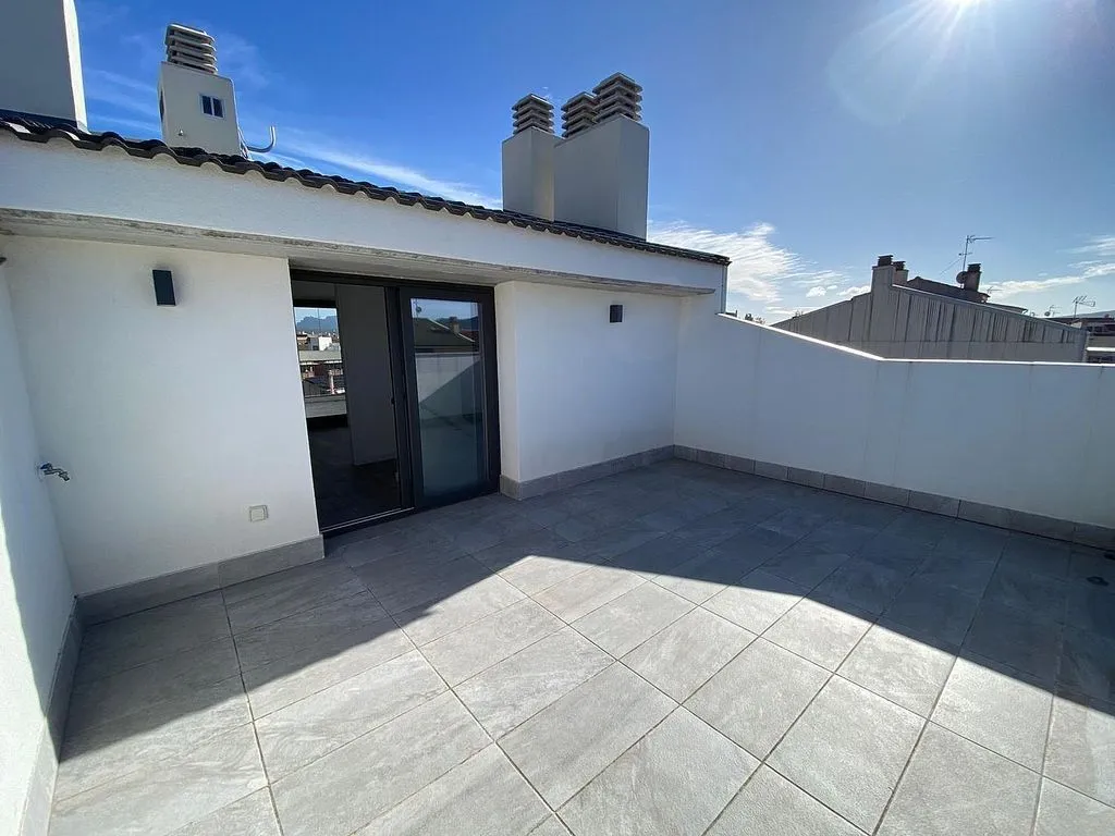 Terrass - Duplex with Terrace in Set Camins, Igualada