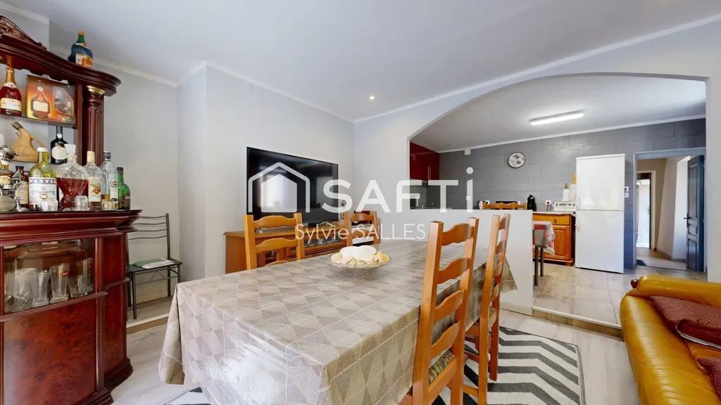 Söögituba - House with Four Bedrooms in Belvès