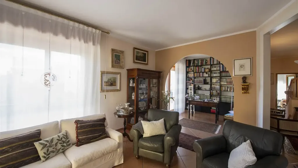 Elutuba - Bifamiliar Villa with Terrace in Senigallia
