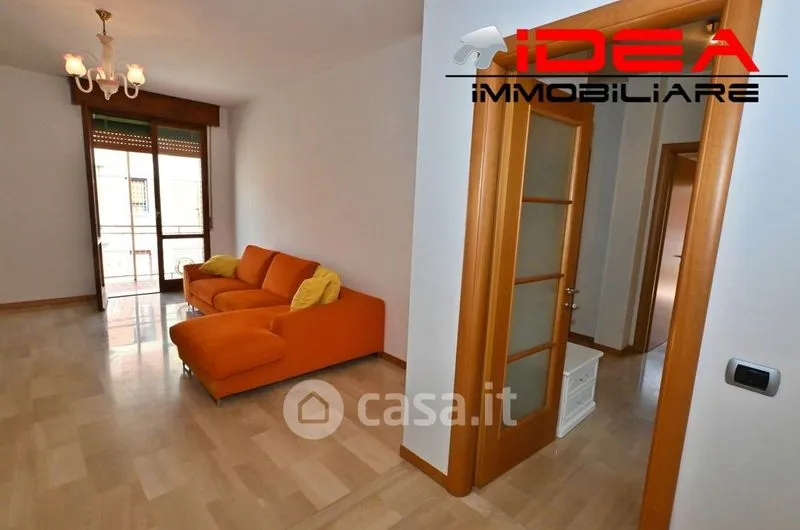 Séjour - Apartment with Balcony in Modena