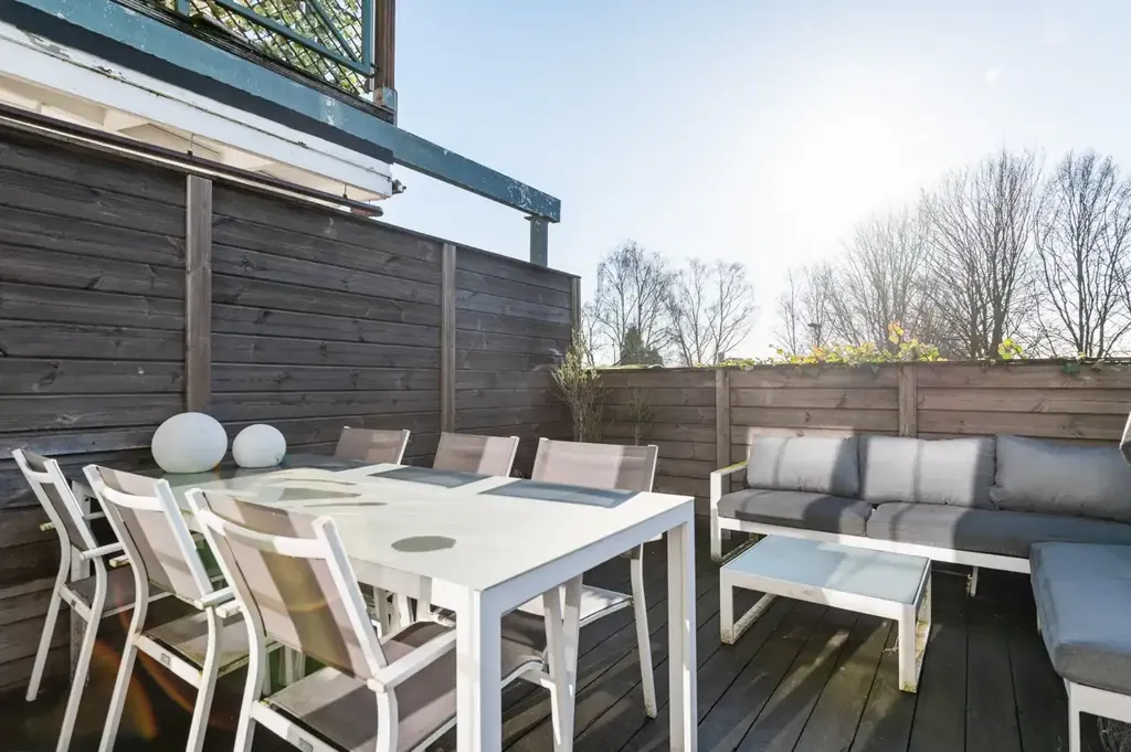 Terrace - Duplex with Private Entrance and Terrace in Schilde