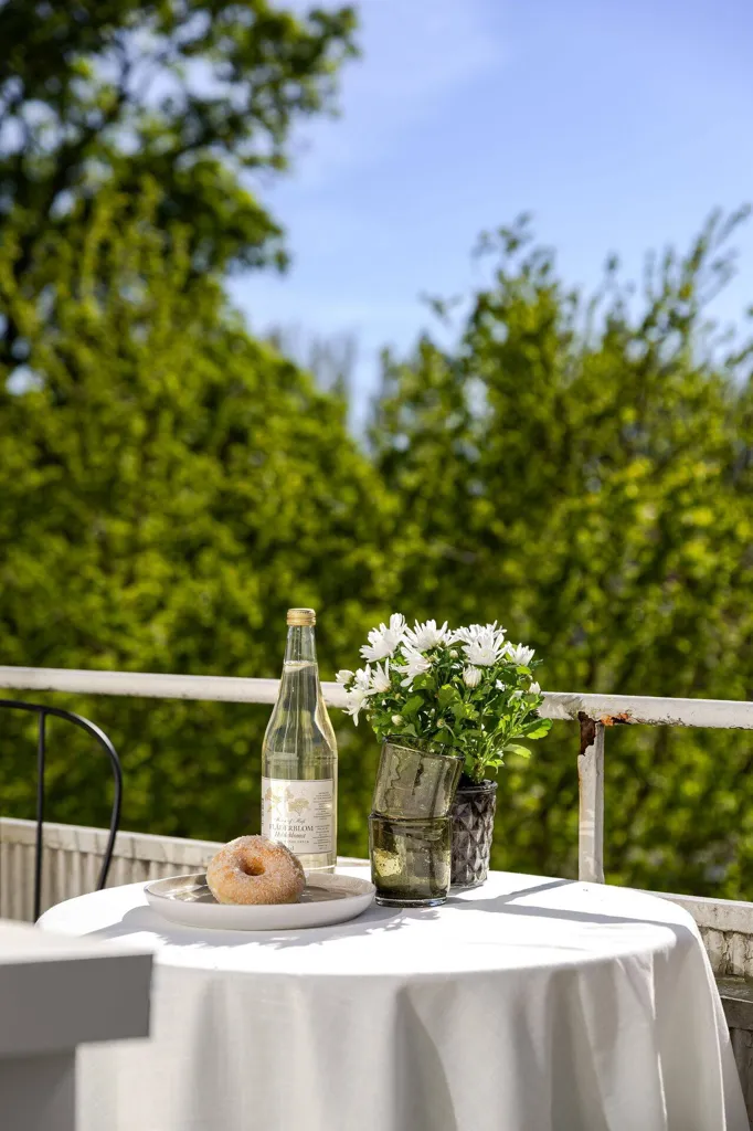 Terrace - Modern Apartment with Balcony in Linköping
