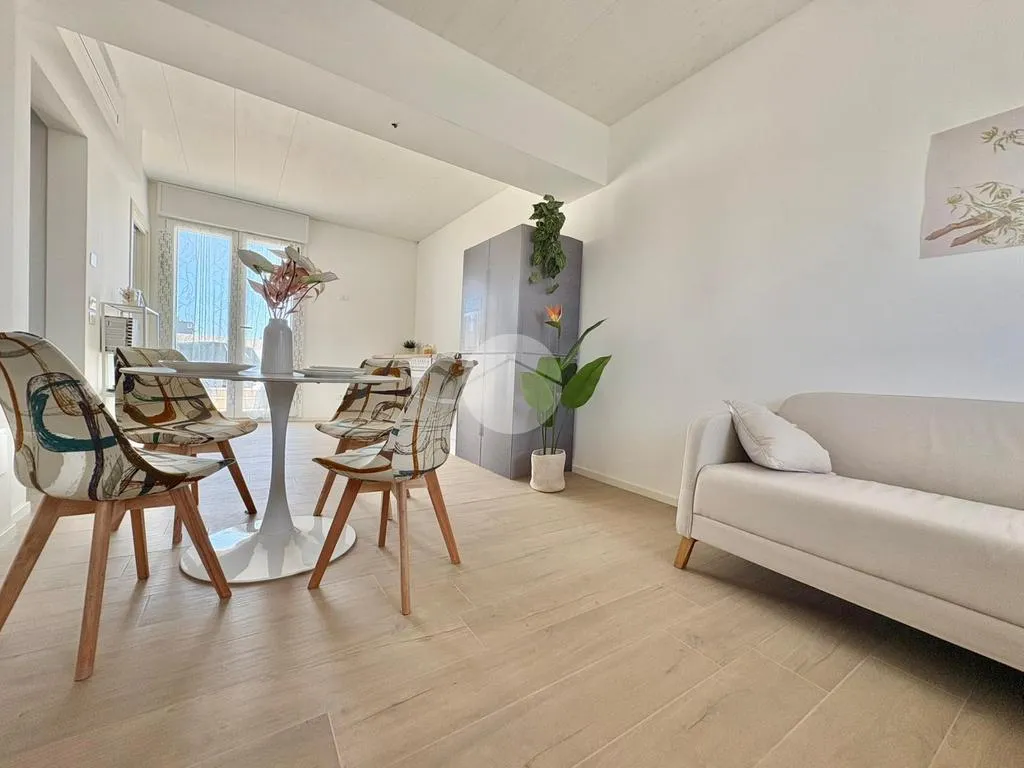 Elutuba - Attico with Panoramic Terrace in Gatteo Mare