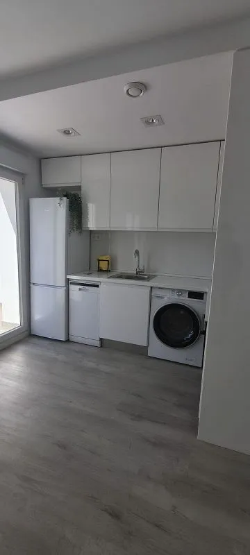 Kitchen - Studio with Air Conditioning in Majadahonda Centre